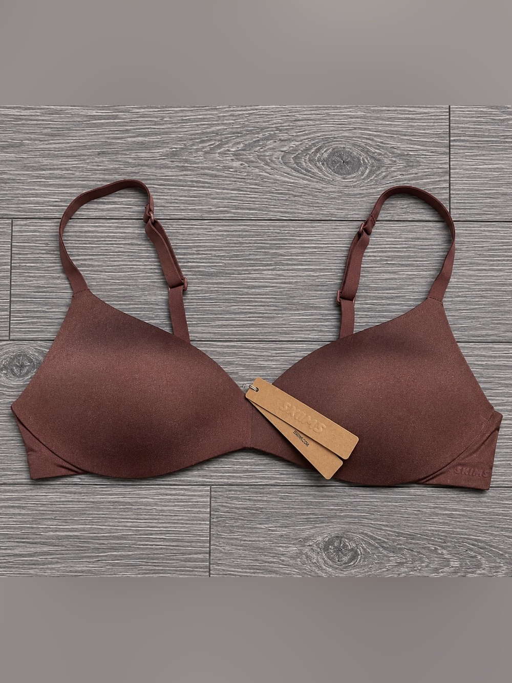 SKIMS Wireless Form Push-Up Plunge Bra 36A Garnet NWT BR-WRL-1891